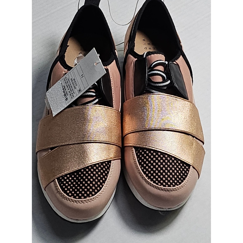 A New Day Lacey Womens 11 Rose Gold Metallic Fashion Sneakers‎ Lace Up w Straps